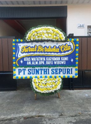 Papan Bunga Duka di Karang Raja